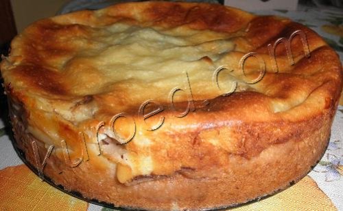 Пирог  Яблочное облако, приготовление - готовый пирог достать из формы