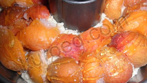 Абрикосовый хлебный пудинг, приготовление - абрикосы и мед
