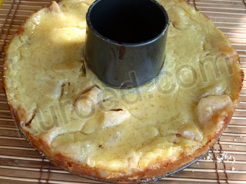 Нежный яблочный пирог, пошаговое приготовление - испечь до готовности