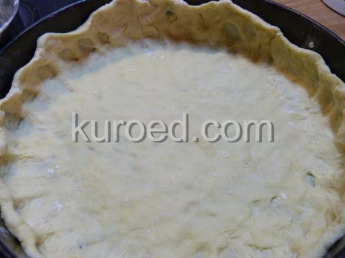 Пирог с рисом и яйцами, пошаговое приготовление  - руками сформовать корзиночку из теста