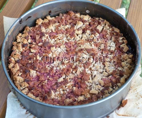 Ржаная коврижка с яблоками, пошаговое приготовление - пирог готов