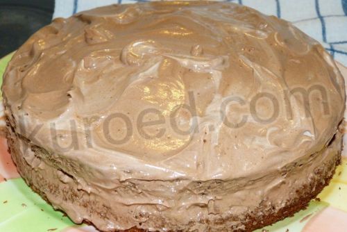 Торт Чернослив в шоколаде, пошаговое приготовление  - сверху покрыть кремом