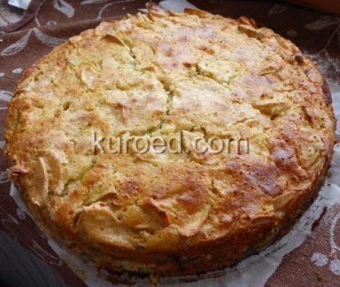 Яблочный пирог из творожного теста на кефире
